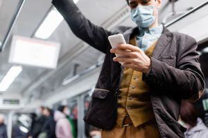 Pandemia alavancou busca por serviços digitalizados (Foto: Depositphotos)