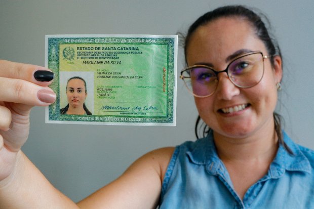 Primeiro No País Santa Catarina Já Emitiu 1395 Mil Documentos De Identidade Com Numeração 6200