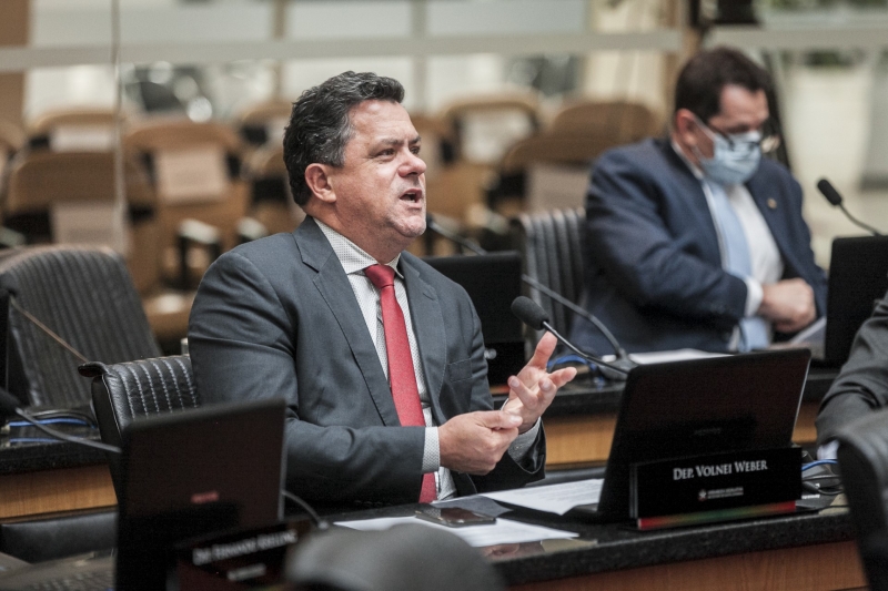 Deputado Ivan Naatz: "É missão do parlamento propor e estimular este debate cívico entre os catarinenses" - FOTO: Divulgação 