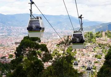 Teleférico em Medellín (Colômbia), onde a missão do Comseg permanece até quarta-feira (26) - FOTO: Agência AL 