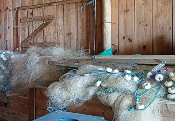 Entre as equipes que participam dos pitchs, está a da Repescar, que transforma redes de pesca abandonadas em bolsas - Foto: Brucks e Divulgação 
