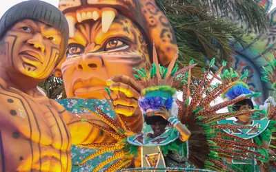 Carnaval 2024: Folia e economia aquecidas em Santa Catarina