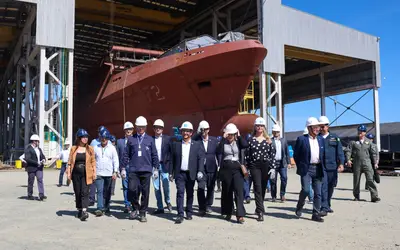 Governador de SC, Jorginho Mello, acompanha em Itajaí o programa de construção de fragatas para a Marinha