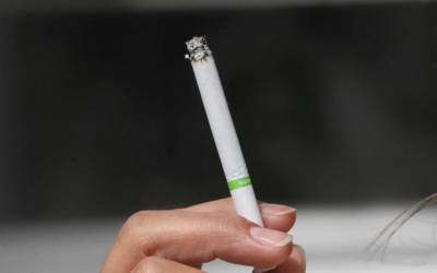 Alesc: Sancionadas leis sobre proibição de cigarro em playgrounds e Política de Educação Financeira