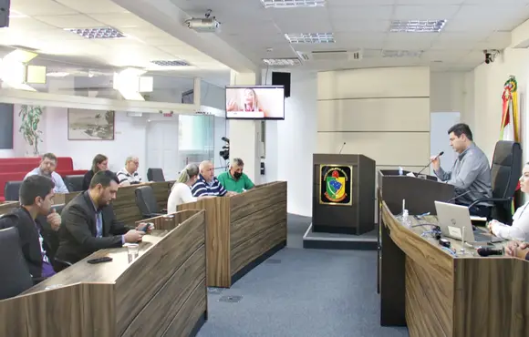 Câmara Municipal discute Nota Fiscal, emissão de alvarás e excesso de burocracia para empreendedores em São José
